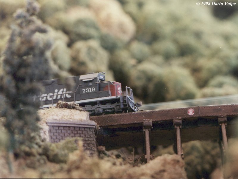 sp-sd40_bridge.jpg